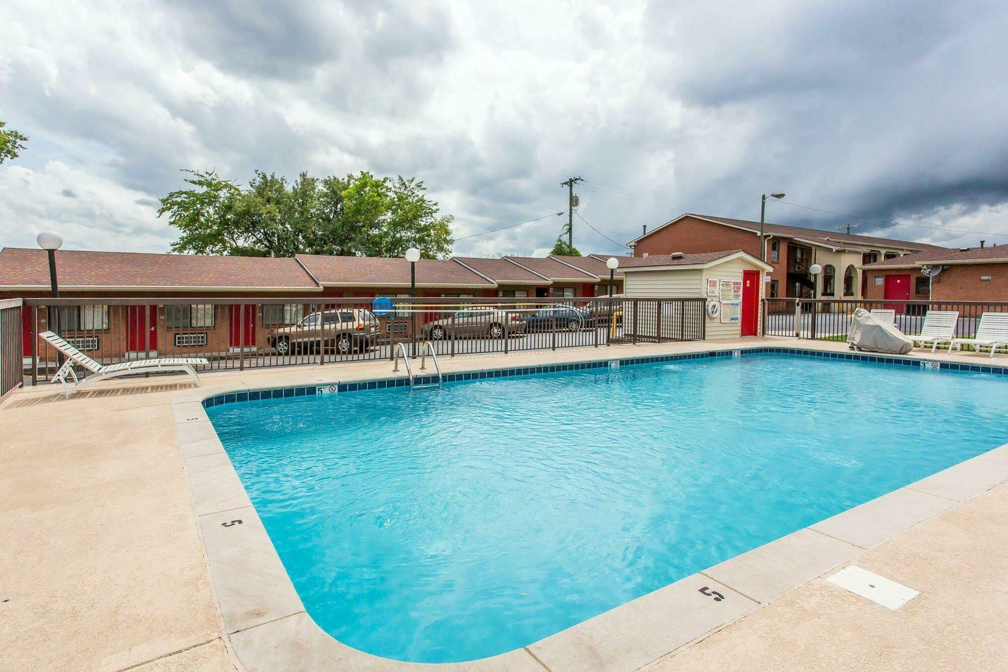 Econo Lodge Nashville North - Opryland Экстерьер фото